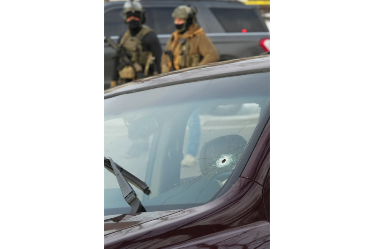 이민단속 요원의 총격을 받고 사망한 여성의 차량. [로이터]