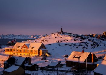 그린란드 누크에서 석양이 지는 하늘 풍경. [로이터]