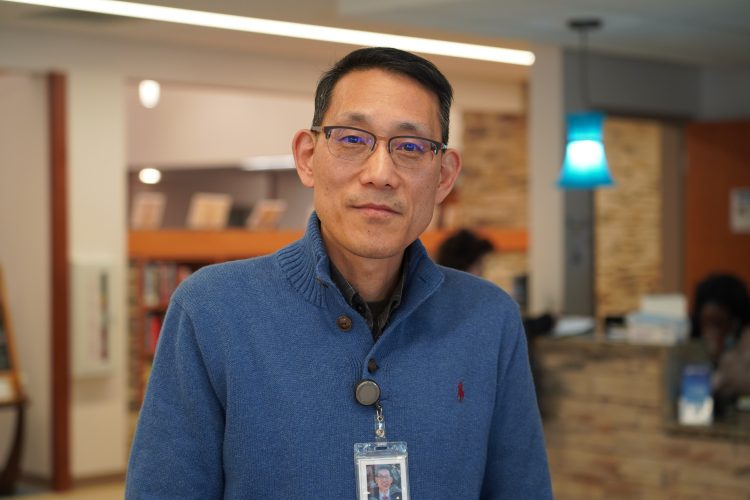 미선호스피스에서 채플린으로 일하는 티모시 조 목사. 장채원 기자