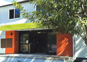 홈리스 지원 비영리단체 와인가트 센터 협회가 LA시 지원으로 거액을 주고 매입한 문제의 노인 요양시설. [구글맵 캡처]