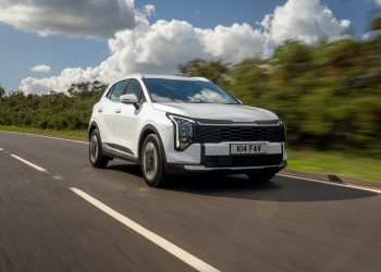 미국 자동차 시장에서 현대차와 기아의 경쟁이 치열하게 이뤄지고 있다. 기아 스포티지(사진)는 미국 1월 판매량이 전년 대비 23% 증가하면서 미국 내 인기 1위 모델인 현대차 투싼과의 격차를 좁혔다. SUV 판매 호조에 힘입어 올해 1월 판매량에서 기아는 현대차를 제쳤다. 사진 현대차그룹