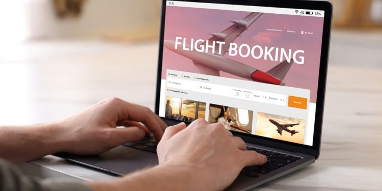 항공권은 수개월 전 선예약보다 출발 한 달 전 내외 시점이 가장 저렴한 것으로 파악됐다. [출처 셔터스톡]