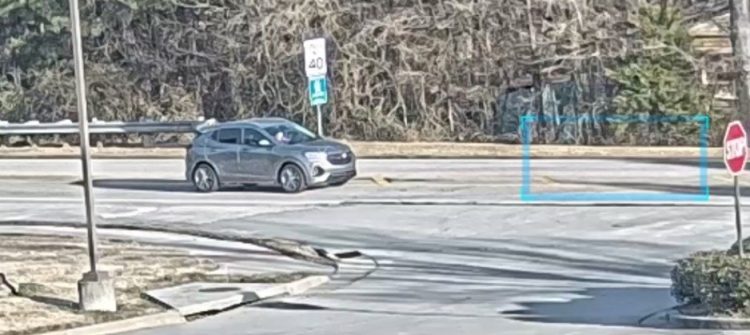 경찰이 공개한 뷰익 앙코르GX 영상.