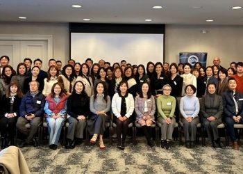 한인부동산협회 회원들이 총회가 끝난 뒤 한자리에 모였다. 윤지아 기자.