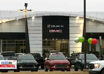 딜러십 칼 블랙 GMC. [WSB-TV 보도영상 캡처]