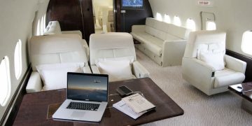 대한항공이 운영 중인 비즈니스 제트기 ‘BBJ 보잉 737-700’ 내부 모습. 기업 총수와 VIP 고객 전용 항공기로 활용된다. 사진 대한항공