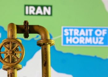 아야톨라 세예드 모즈타바 하메네이가 호르무즈 해협 봉쇄를 포함해 미국·이스라엘을 향해 초강경 대응을 선언하면서 12일 국제유가가 다시 급등했다. [로이터]