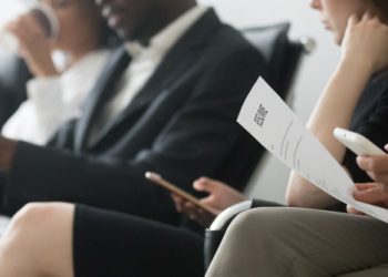 근로자들 사이에서 구직 환경에 대한 비관론이 빠르게 확산되고 있는 것으로 나타났다. [출처 셔터스톡]