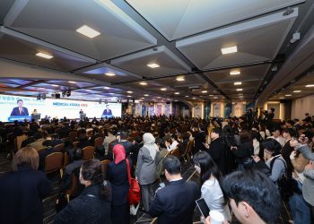 지난해 3월 서울 코엑스에서 열린 '메디컬 코리아 2025' 개막식 모습. 사진 한국보건산업진흥원