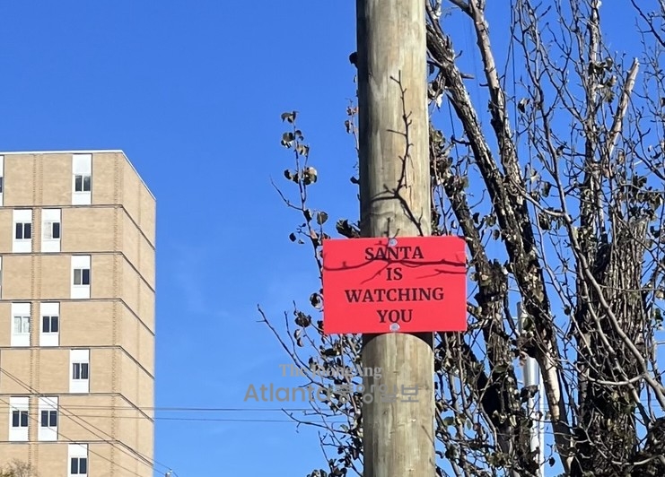 2024년 11월 애틀랜타 올드포스워드 지역 한 전신주에 걸린 사인. 독자 제공.