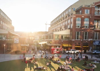 애틀랜틱 스테이션 광장.