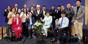 13일 참석한 옥타 회원들이 화이팅을 외쳤다. 윤지아 기자.