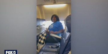 태미 파커가 좌석에 앉은 뒤 촬영한 영상. [폭스5 캡처]