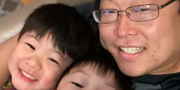 2024년 버뮤다 해변서 익사한 신현덕씨와 그의 아들들. [GoFundMe]