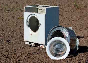 귀넷에서 재활용된 세탁기. [페이스북 캡처]