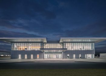 SK온-현대차 합작 공장 내에 위치한 오피스동 '더 커먼스'