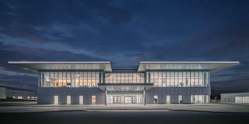 SK온-현대차 합작 공장 내에 위치한 오피스동 '더 커먼스'