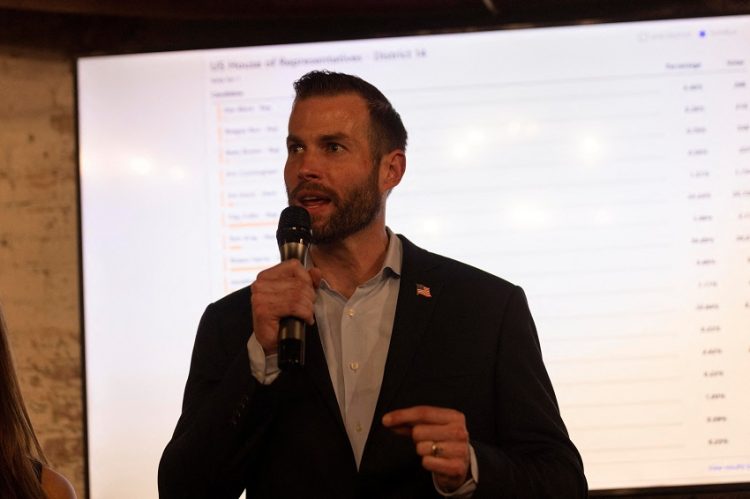 연방 하원 14선거구 보궐선거에서 승리한 클레이 풀러 당선자. [로이터]