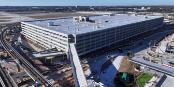 1일 운영을 시작하는 하츠필드 잭슨 공항 국내선 사우스 주차장. [하츠필드 공항 제공]