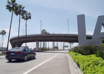 LAX 홈페이지 캡처.