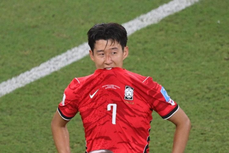 24일 멕시코 몬테레이 스타디움에서 열린 2026 북중미 월드컵 A조 3차전 한국과 남아프리카공화국의 경기. 손흥민이 0-1로 남아공에게 패배 후 아쉬워 하고 있다. 강정현 기자