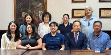 3일 킥스타트 행사를 설명하는 기자회견에서 월드옥타 및 차세대 관계자들이 참석해 단체사진을 찍었다. 윤지아 기자