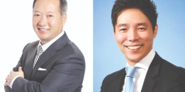 한오동 회장(왼쪽)과 최연철 수석 부회장.