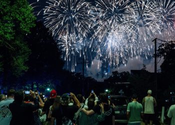 Fireworks explode during the Freedom 250's Salute to America as the United States celebrates its 250th anniversary on Independence Day, attempting the largest firework display in history with 850,000 fireworks in Washington, D.C., as seen from Arlington, Virginia, U.S., July 5, 2026. REUTERS/Eric Lee